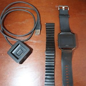 Fitbit Blaze with 2 large bands